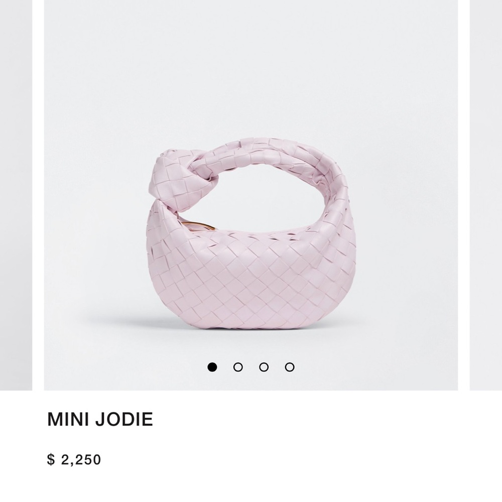 Brand new Bottega Veneta Blush Mini Jodie